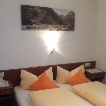 Apart Garni Lais Galtuer Room photo