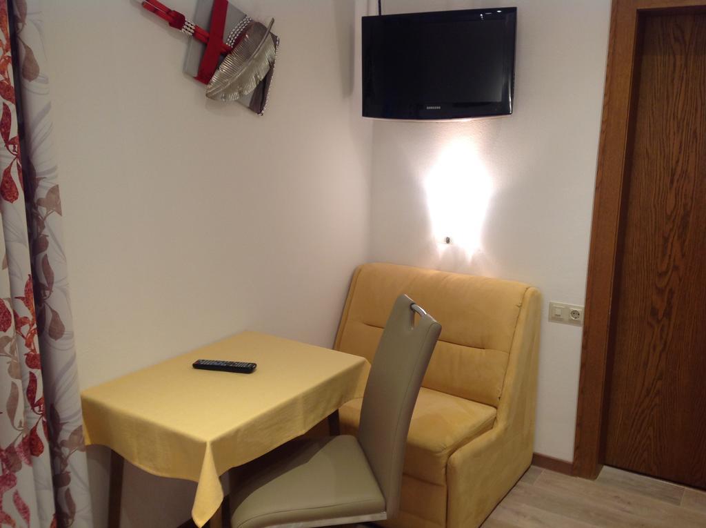 Apart Garni Lais Galtuer Exterior photo